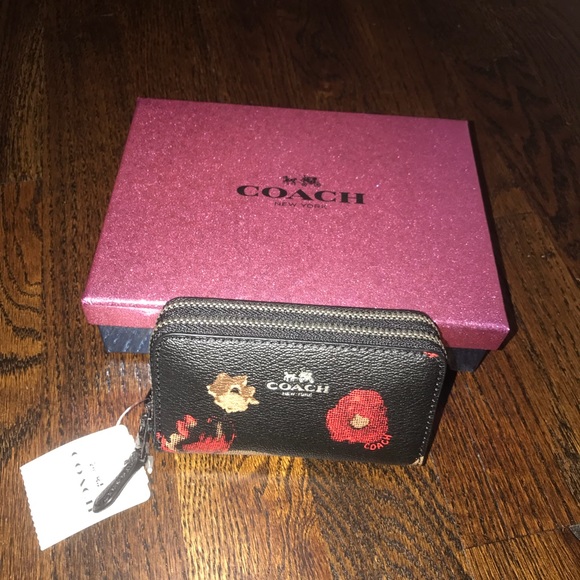 Coach Handbags - NWT COACH halftone floral wallet